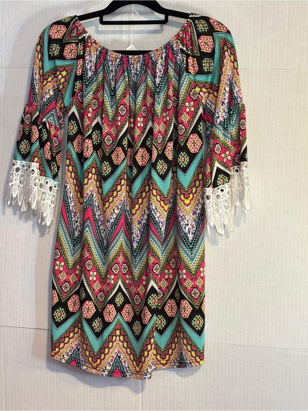 WinWin Multicolor Chevron Midi Dress with White Lace Trim